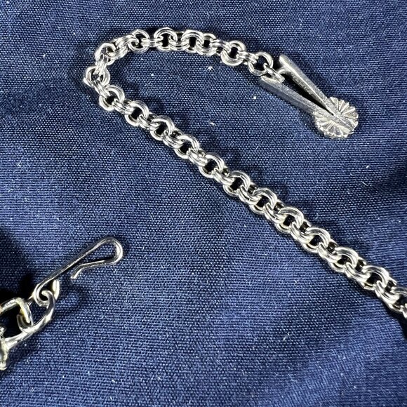 Vintage Silver Tone Grey Acrylic Station Choker Necklace Adjustable Length - Picture 3 of 3